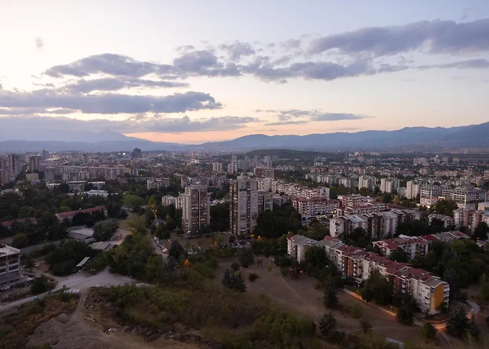 26th Floor 1br Apt, Pool & Spa, Gym, Free Parking *